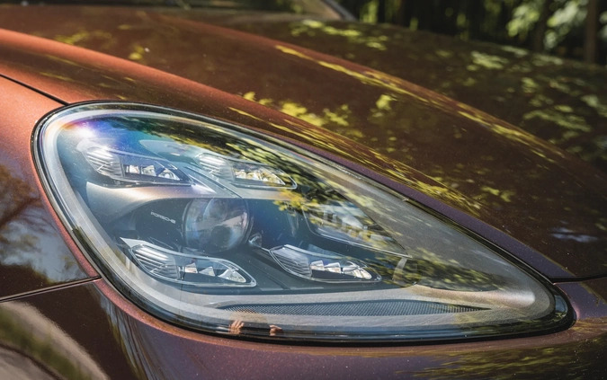 Porsche Cayenne cena 395000 przebieg: 43000, rok produkcji 2021 z Warszawa małe 301